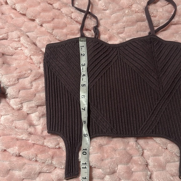 Alo set cardigan and tank - Picture 8 of 8